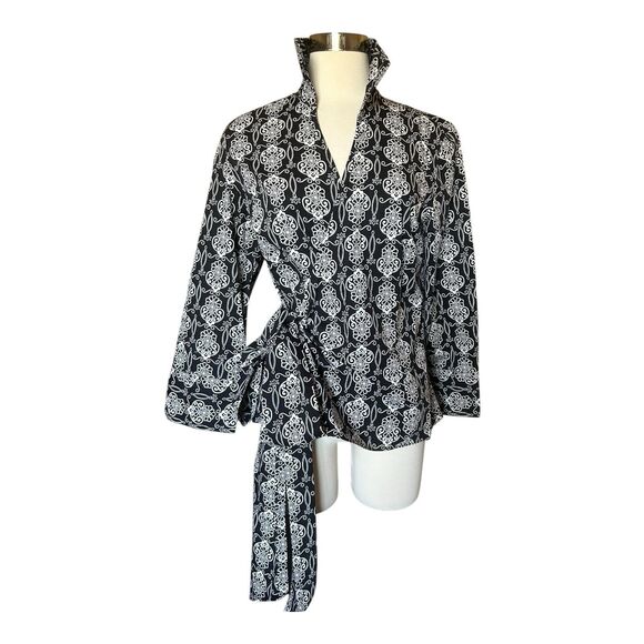 Ann Taylor Printed Wrap Short Top Sz 14 Work Career Blk/Wht F28 - Picture 1 of 7